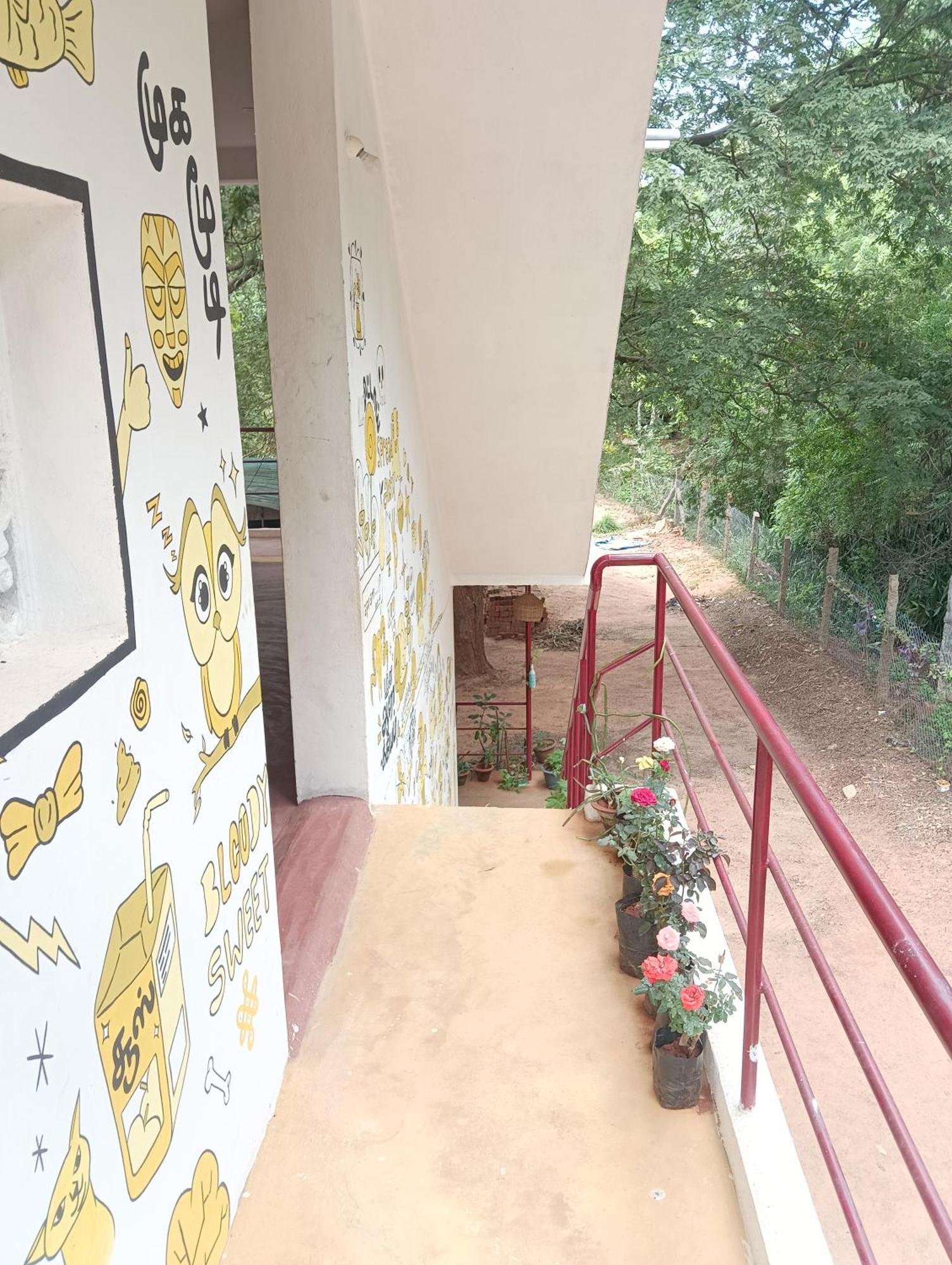 Travellers Crib 호텔 오로빌 외부 사진